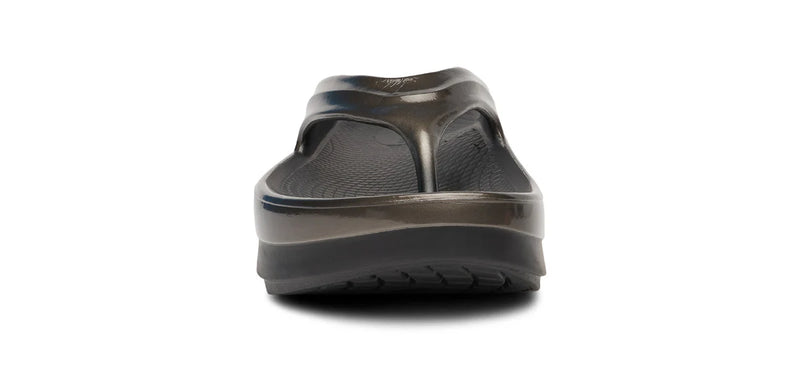 Oofos Women's OOmega OOlala Luxe Thong Sandals - Titanium Mirror