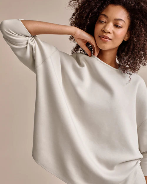 Rhone Women's Dreamglow Pullover - Sand