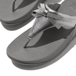 FitFlop Lulu Glitz Bow Leather Sandals - Silvereen